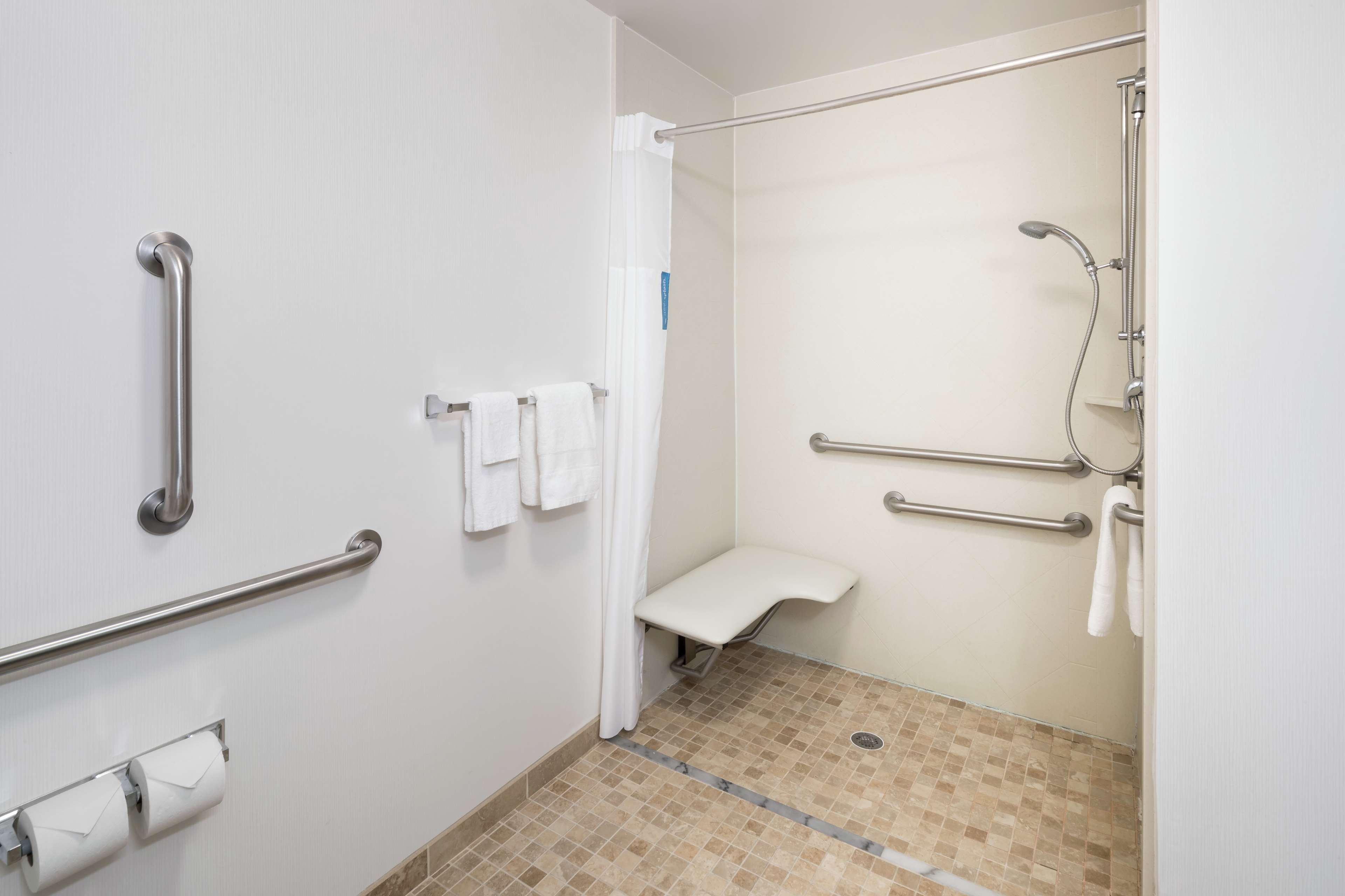 Hampton Inn & Suites Rochester-North Dış mekan fotoğraf