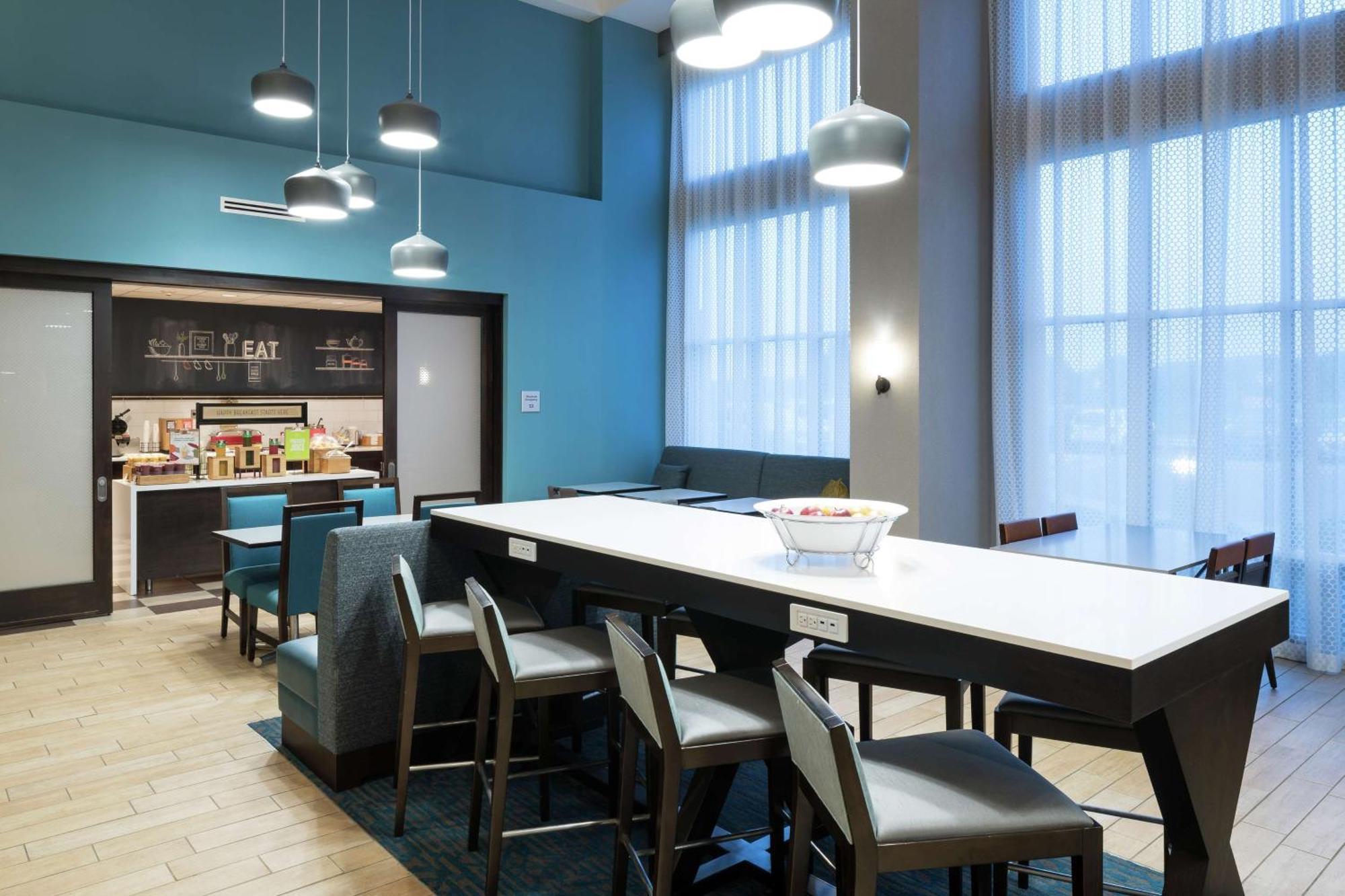 Hampton Inn & Suites Rochester-North Dış mekan fotoğraf