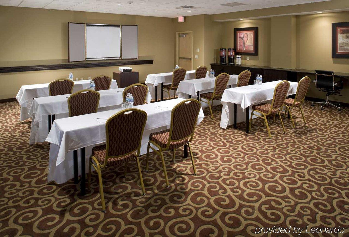 Hampton Inn & Suites Rochester-North Konforlar fotoğraf